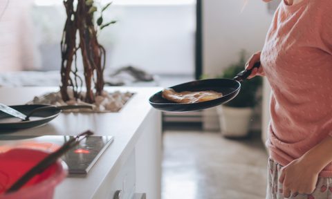 best crepe pans woman making crepes