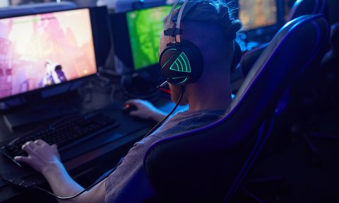 the best budget gaming chairs gamer with headset and chair