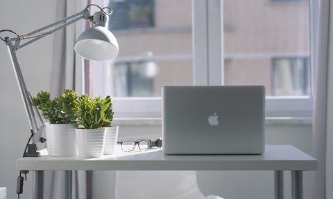 aop version 15 best white desk macbook