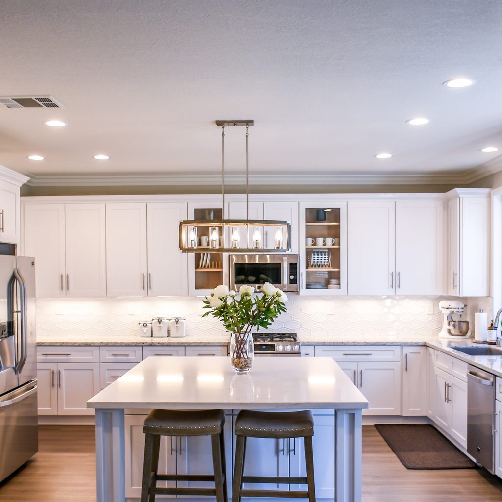 lighting fixtures in kitchen