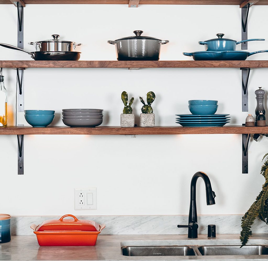 open shelves kitchen idea