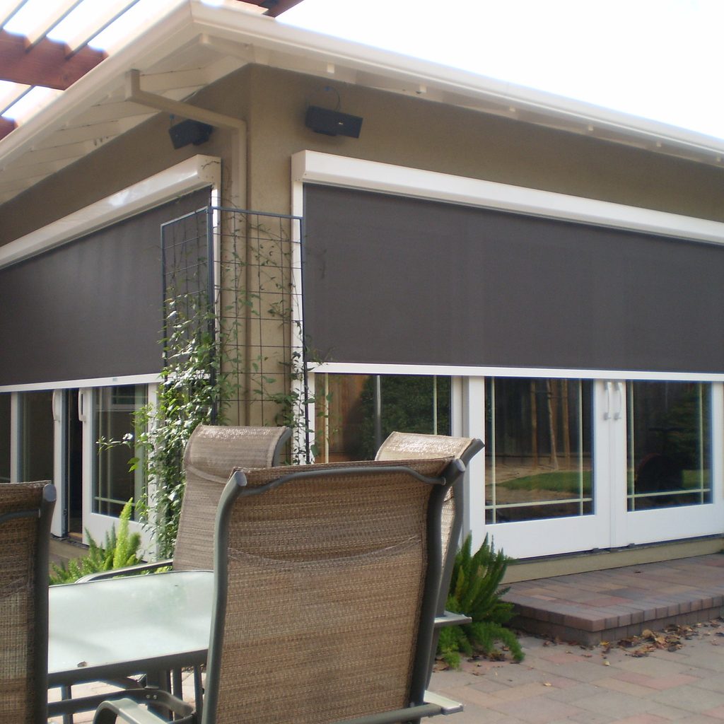 retractable screens on windows
