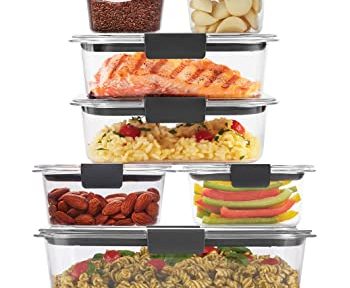 Rubbermaid storage set