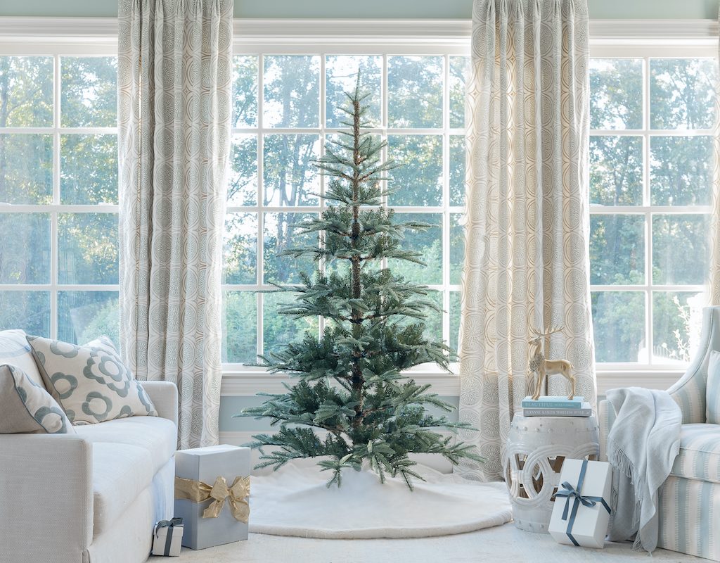 King noble tree from King of Christmas