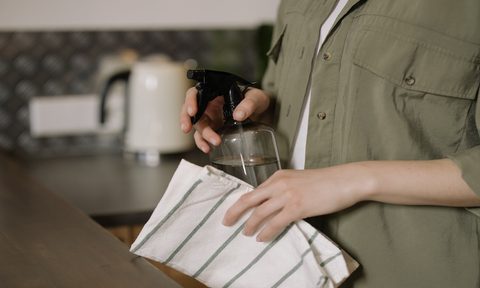 cleaning spray bottle