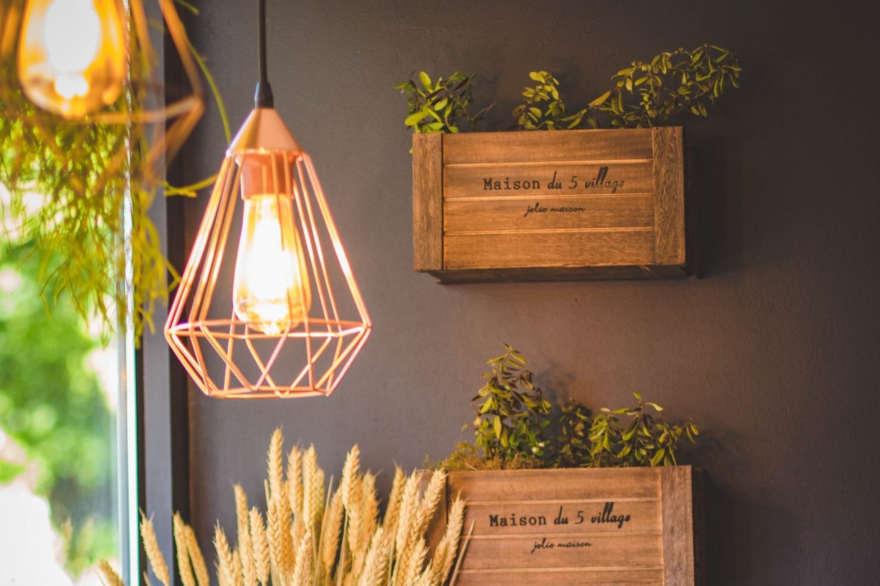 rustic decorating options