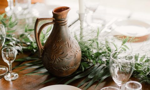 dining table centerpiece