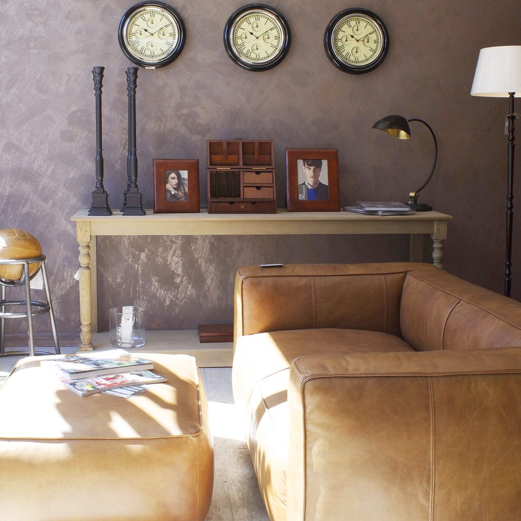 retro couch and side table
