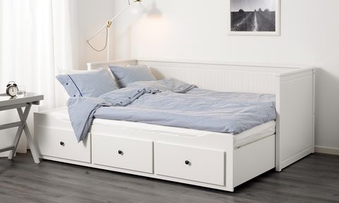 daybed with drawers
