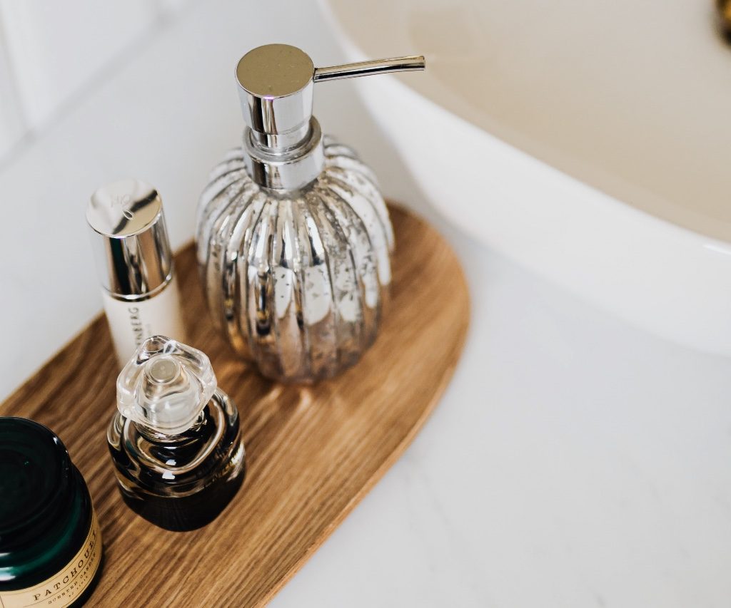 bathroom accessories