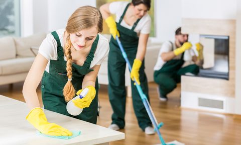 professional cleaning home sale housecleaners polishing