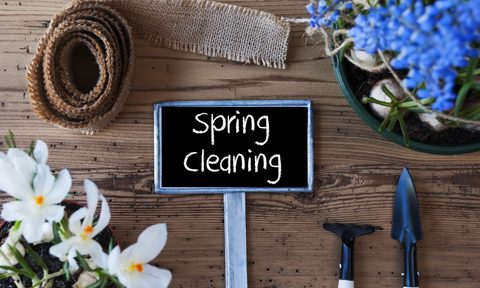Spring cleaning sign with flowers
