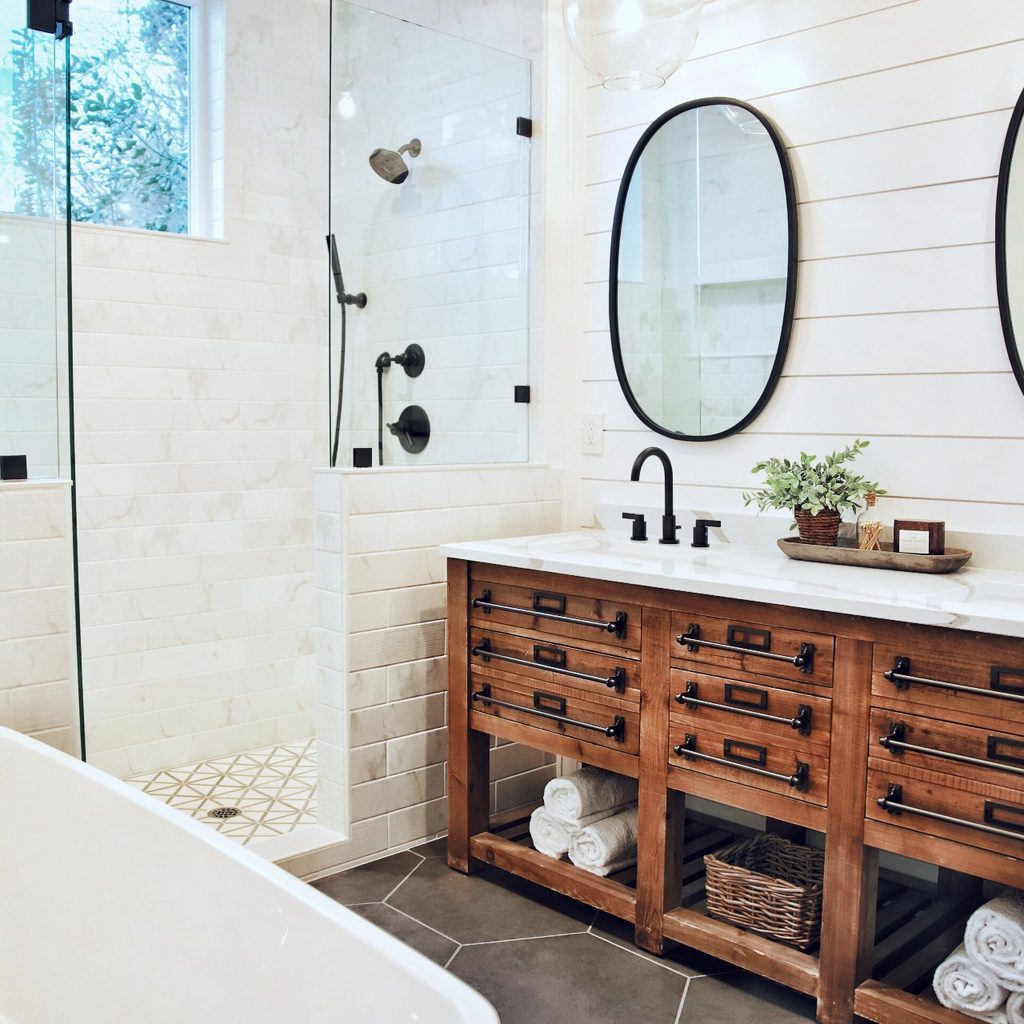 farmhouse style bath