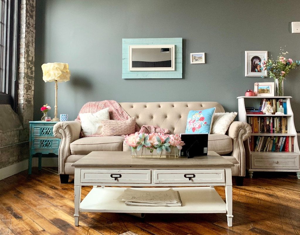 living-room-beige-couch-pink-accents