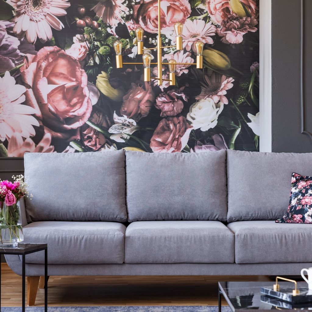 living room with wallpaper