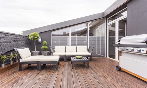 Modern minimal deck