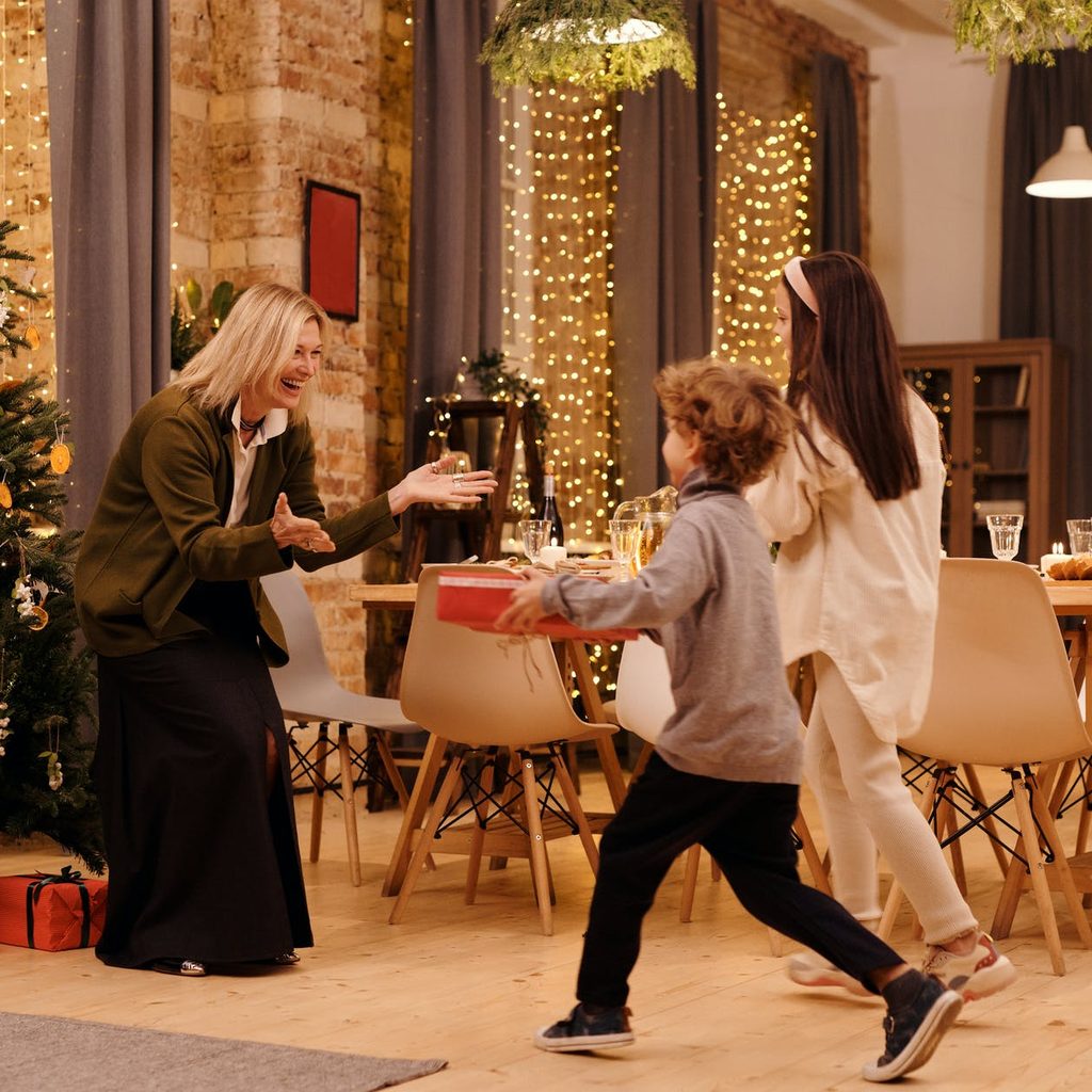 family-holidays-Christmas tree