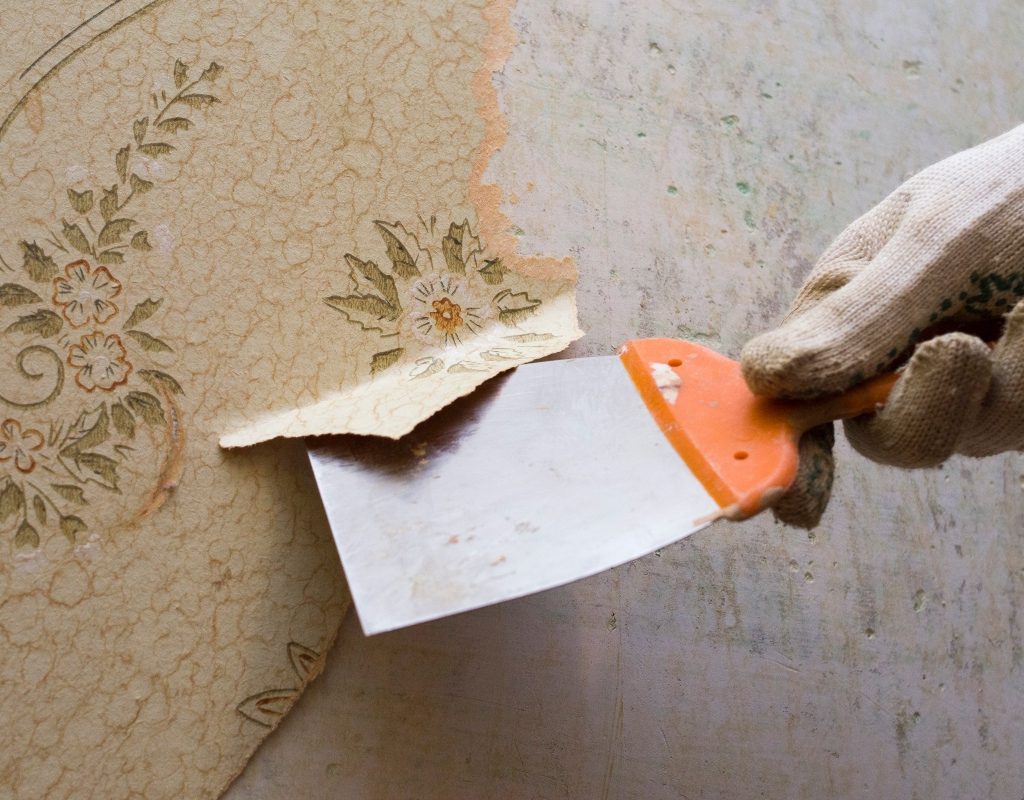 scoring tool used to remove wallpaper