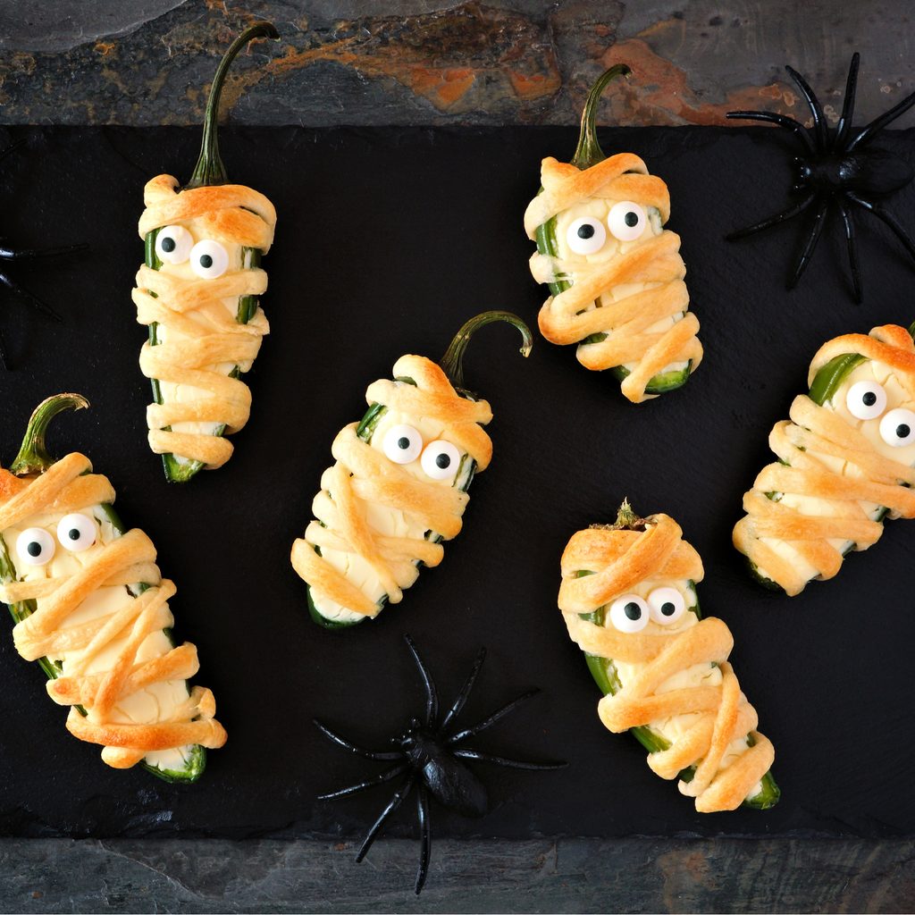 Mummy jalepeno poppers