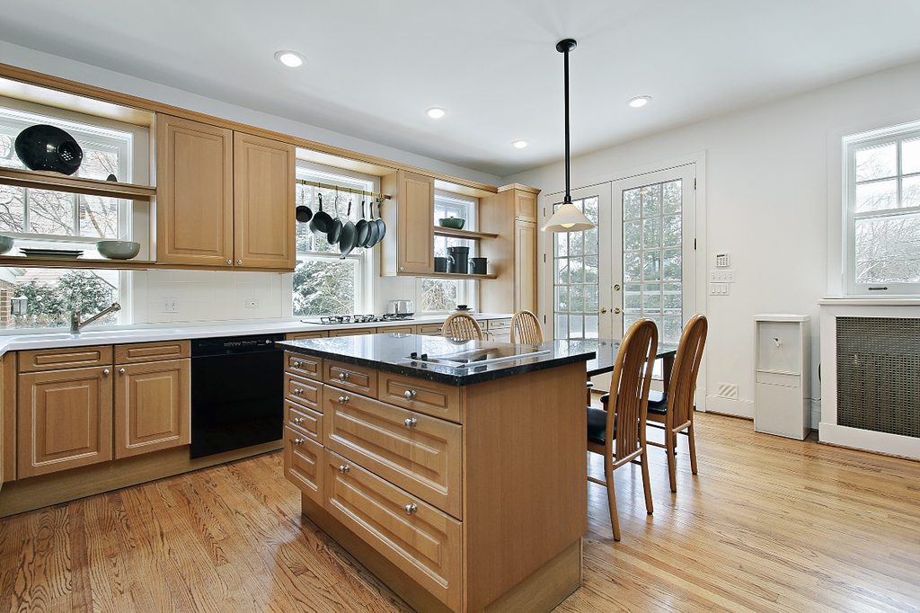 Oak kitchen cabinets modern