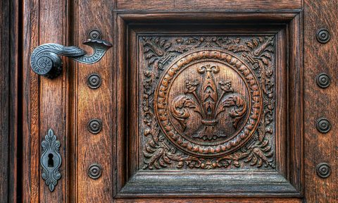 how to refurbish doors shutterstock 62614618