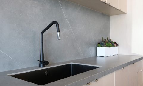 Modern kitchen with porcelain countertops