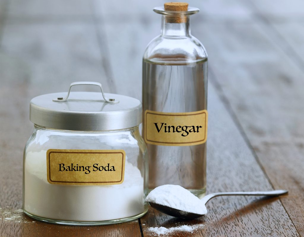 Baking soda and vinegar in glass jars