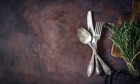 how to get sparkling silverware shutterstock 551880481