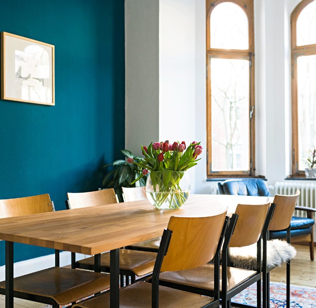 Dining room with no people.