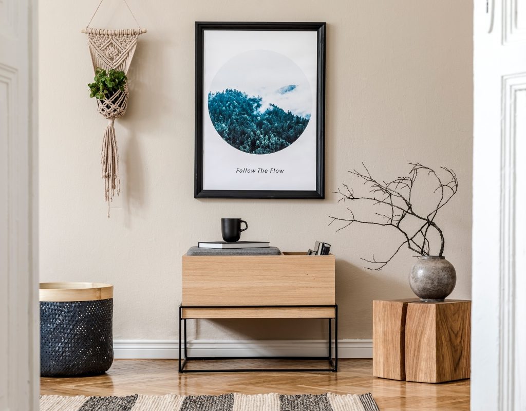 Taupe entryway with blue accents in a modern design