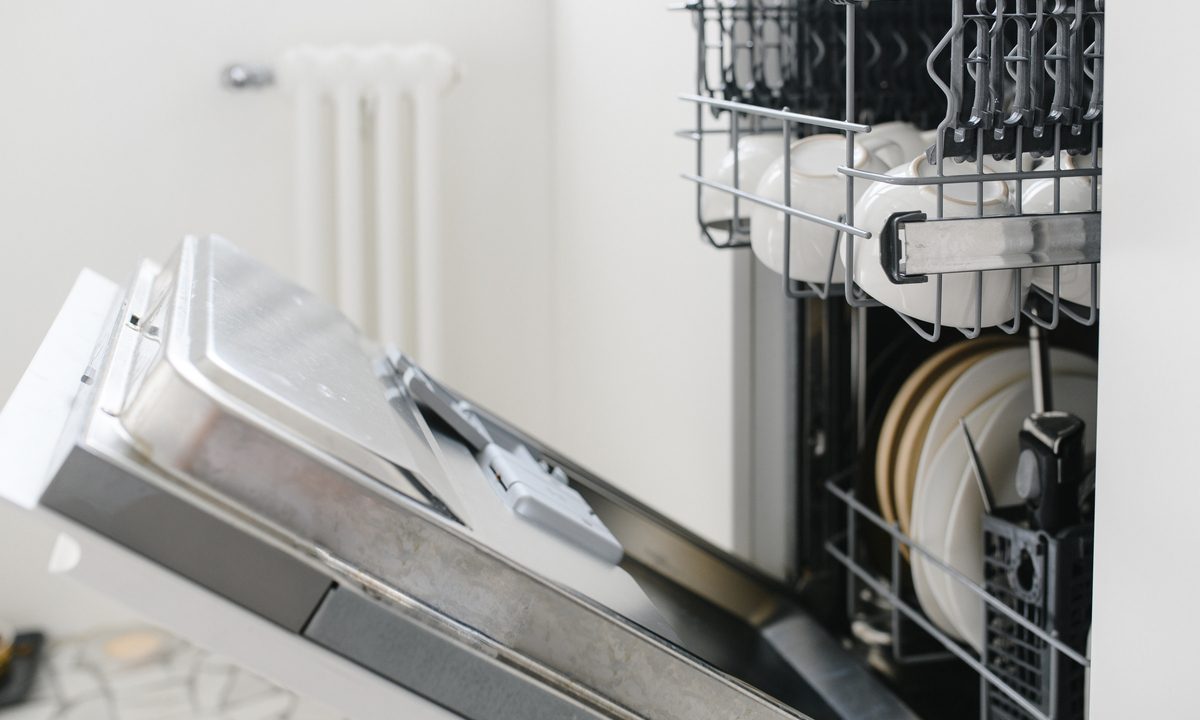 how to clean a smelly dishwasher shutterstock 1673974375