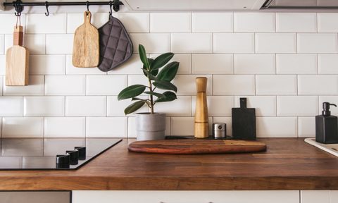 Simple and modern styled kitchen counter