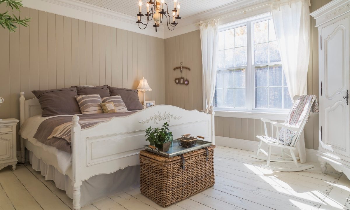 Taupe wall color in cottagecore bedroom design