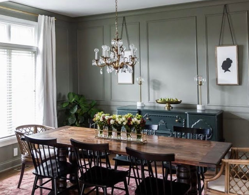 Green wainscoting wall in dining room