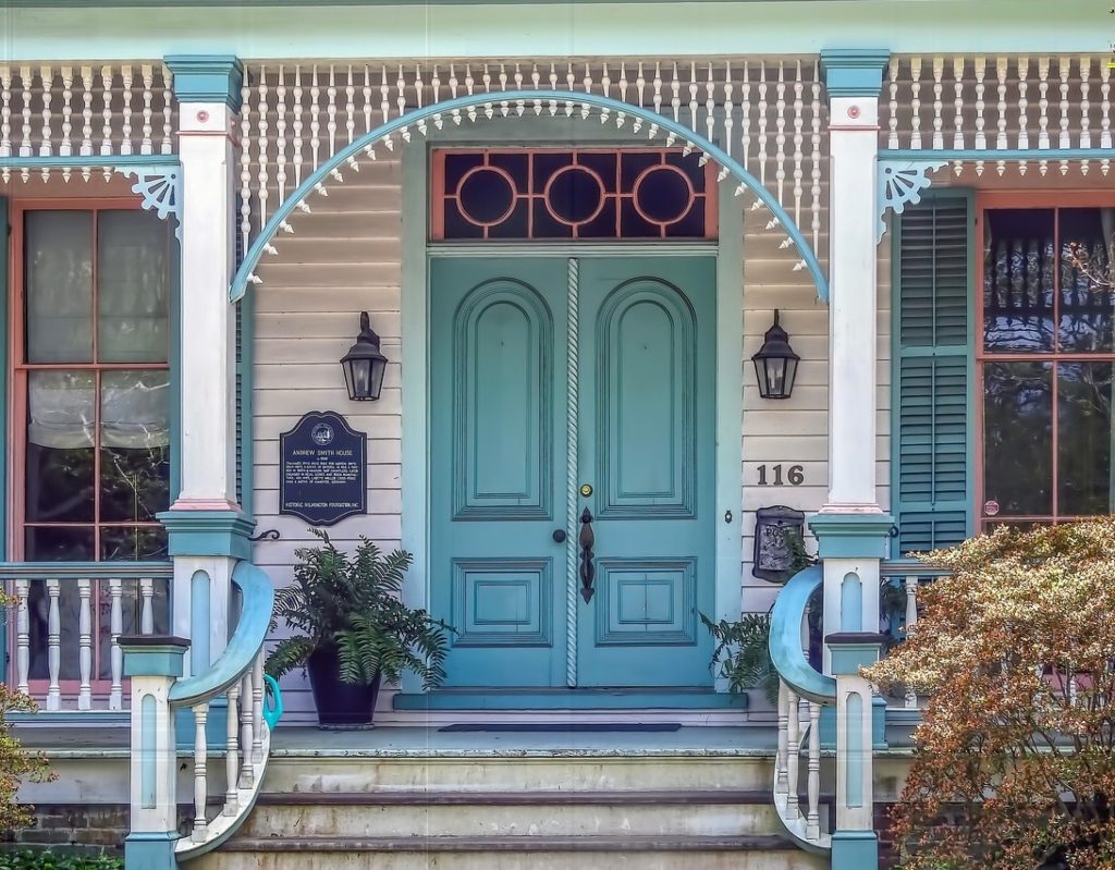 Pin by Cindy on Entry way ideas | Craftsman exterior door, Craftsman  exterior, Craftsman front doors, image size:1024x799