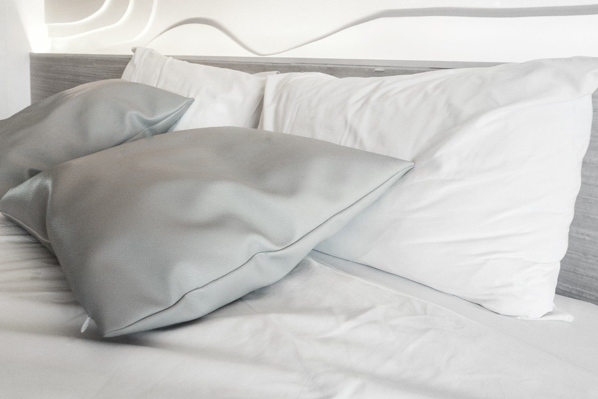 best pillow protector