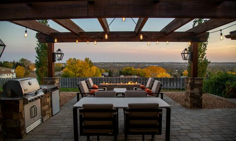 Pergola covering an outdoor kitchen