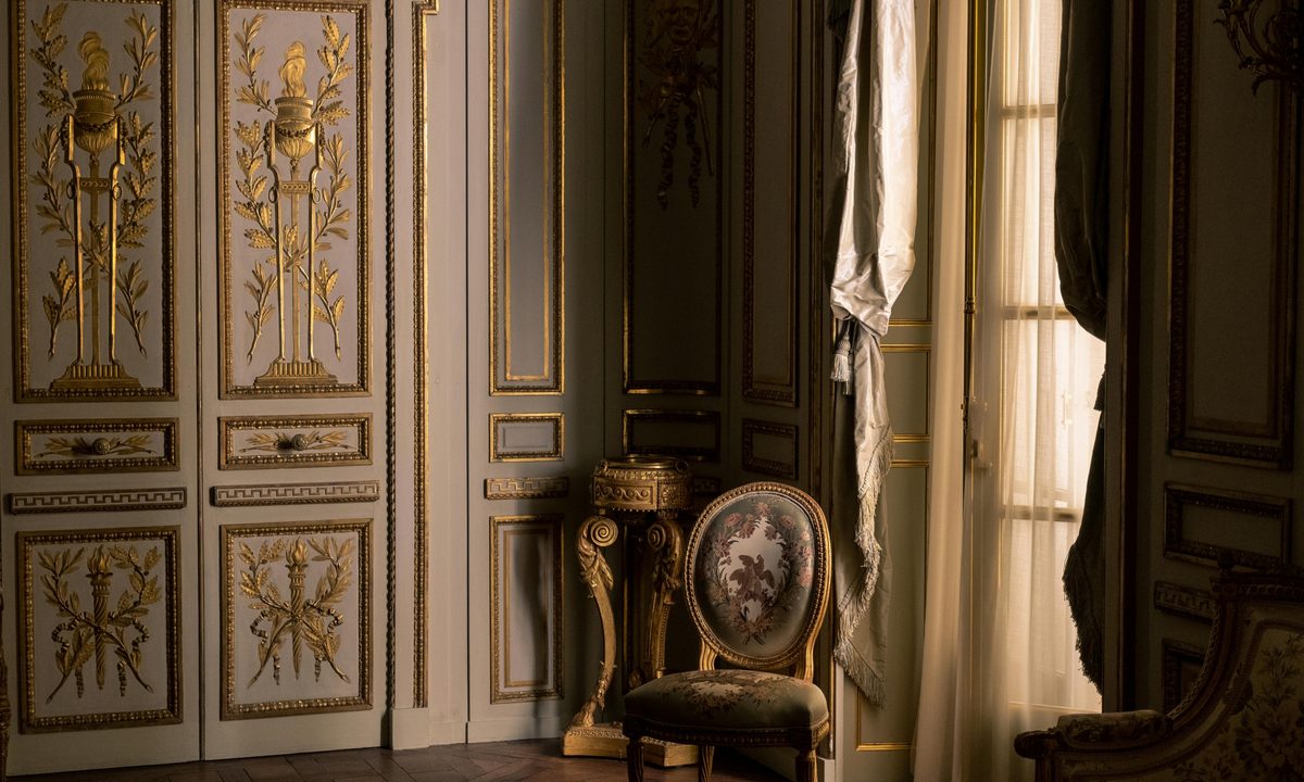 what is regencycore in design regency era room decor