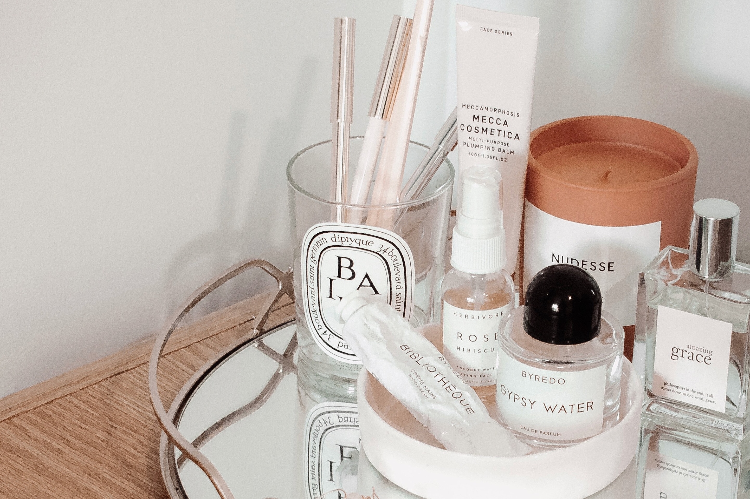 makeup up in clear tray organizer