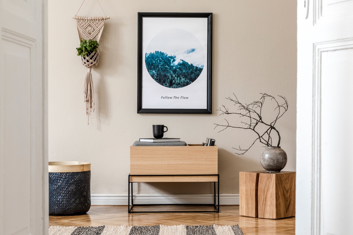 Taupe entryway with blue accents in a modern design