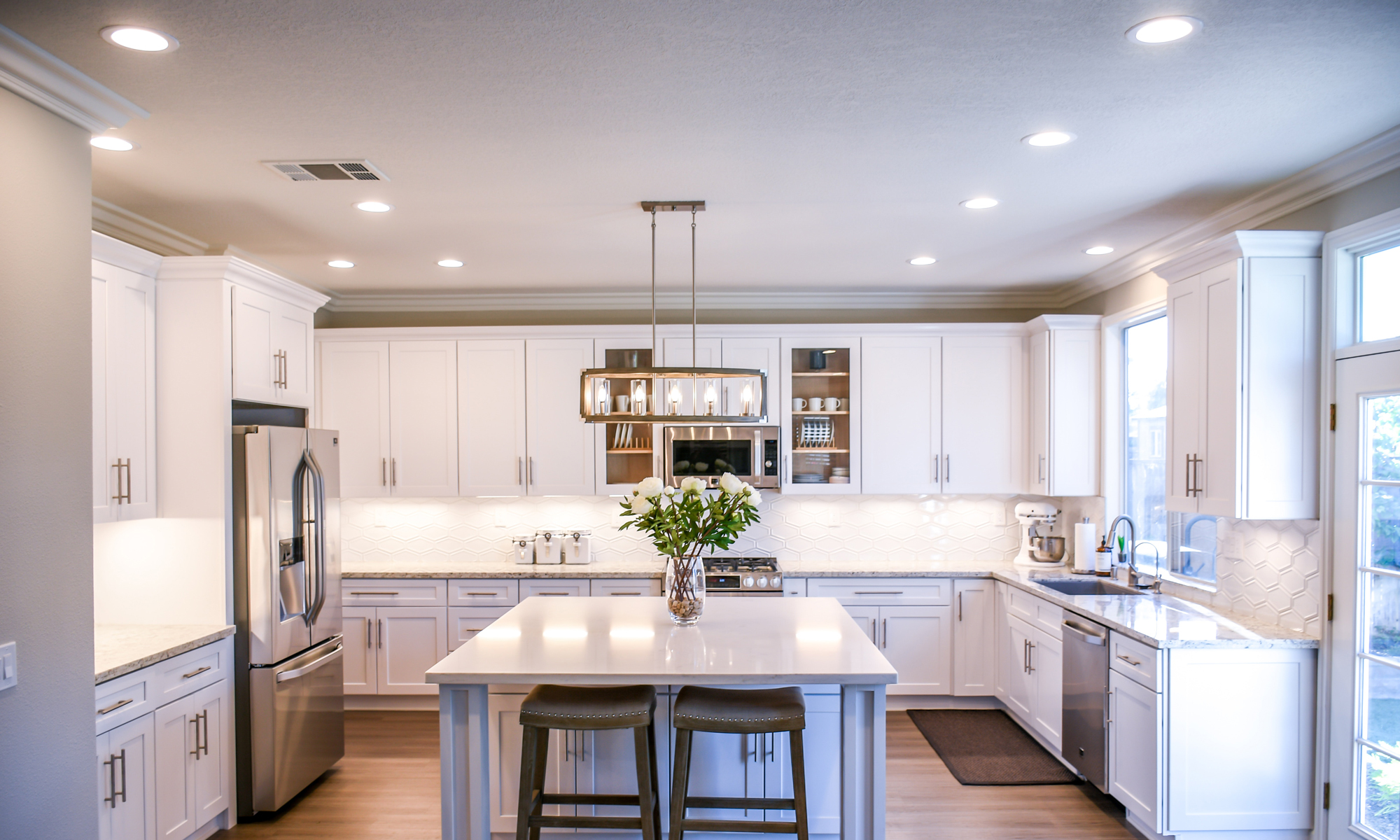 lighting fixtures in kitchen