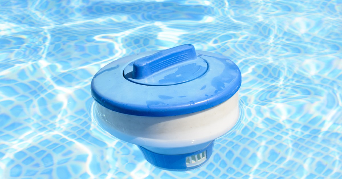 These Pool Chlorine Floaters Keep Your Pool Clean 21Oak