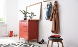 Entryway dresser