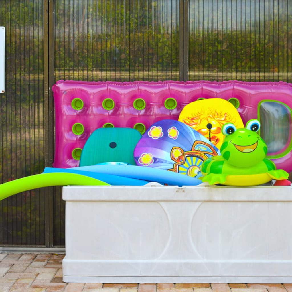 Pool box for toy storage