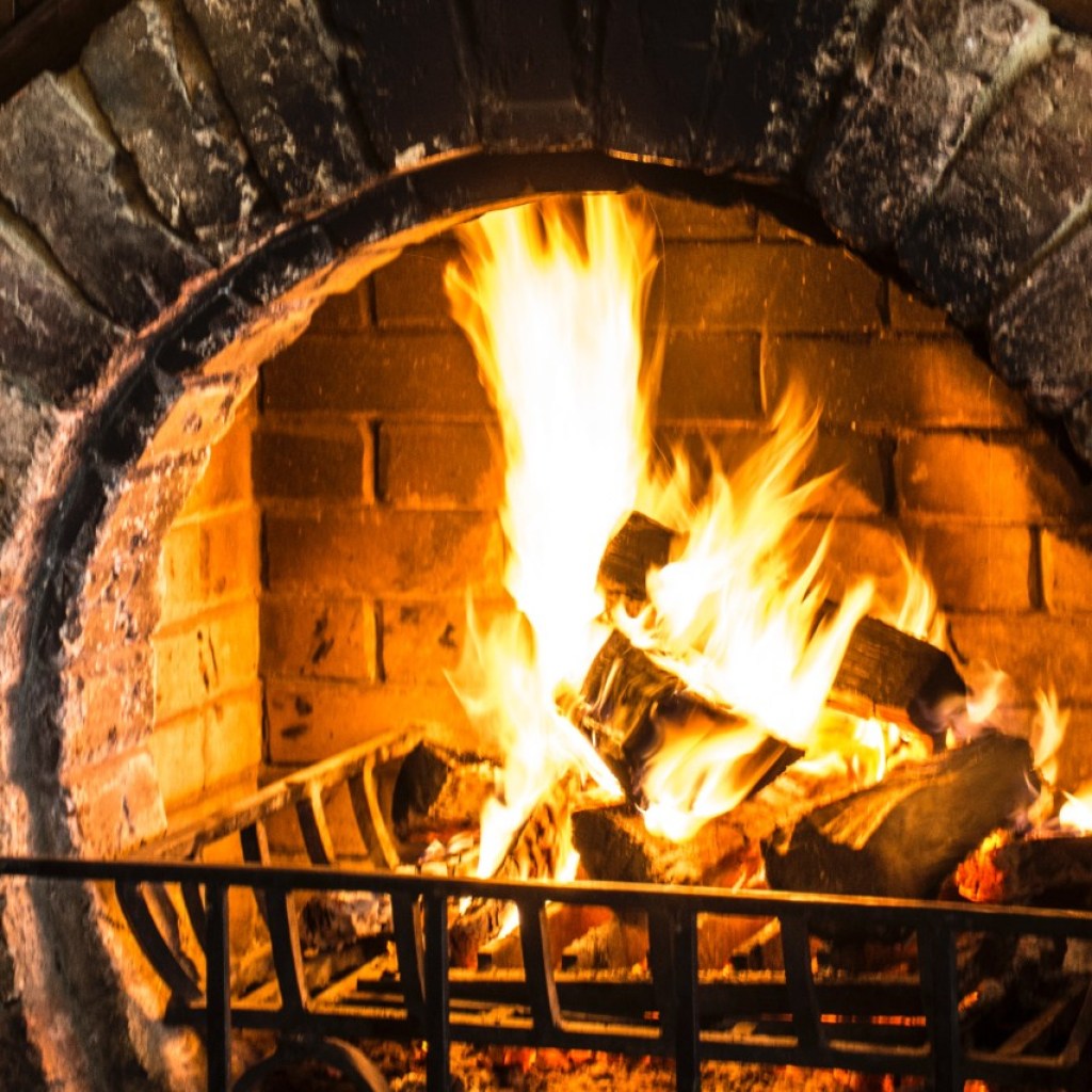 Fireplace with metal gate