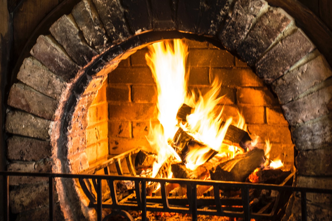 Fireplace with metal gate