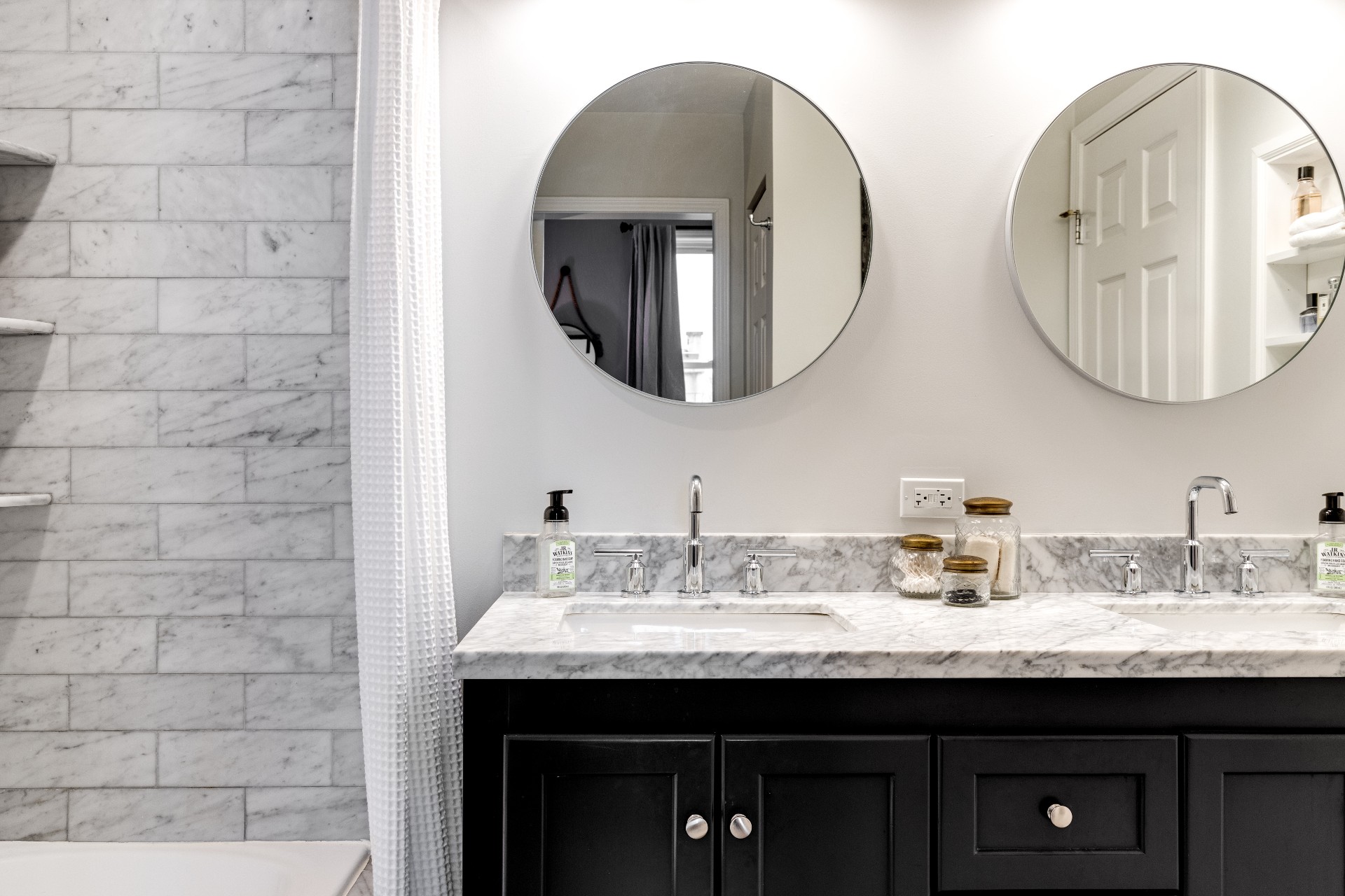 Bathroom with luxurious vanity
