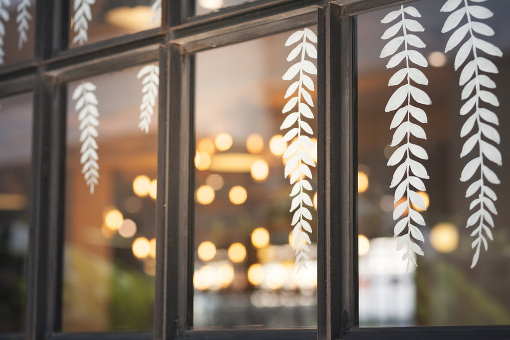 winter window film decor