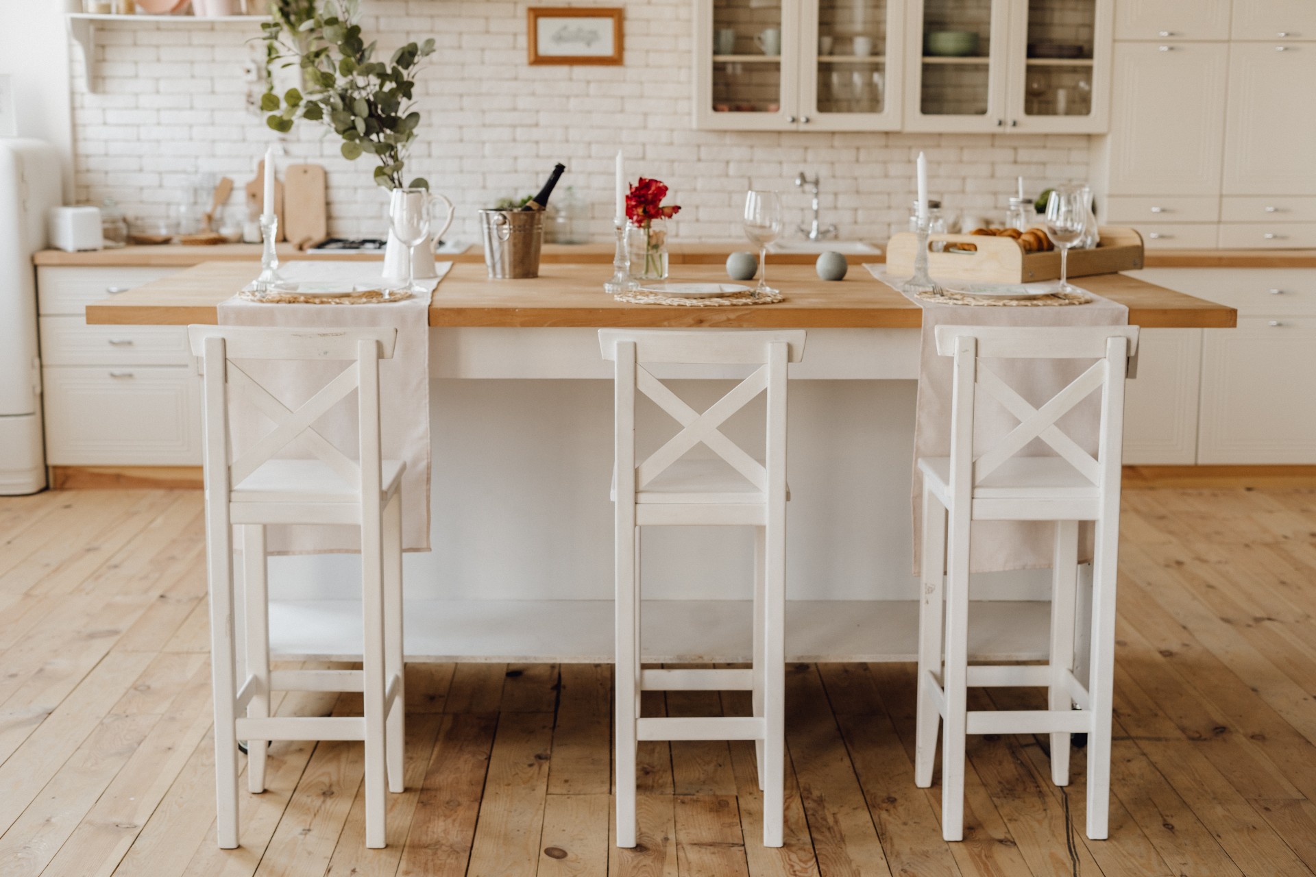 kitchen island with stools