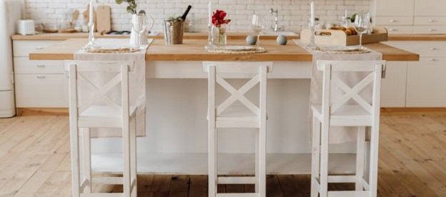 kitchen island with stools